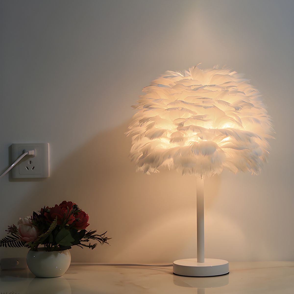 Lampa Do Sypialni Stołowa | Piórkowy Klosz