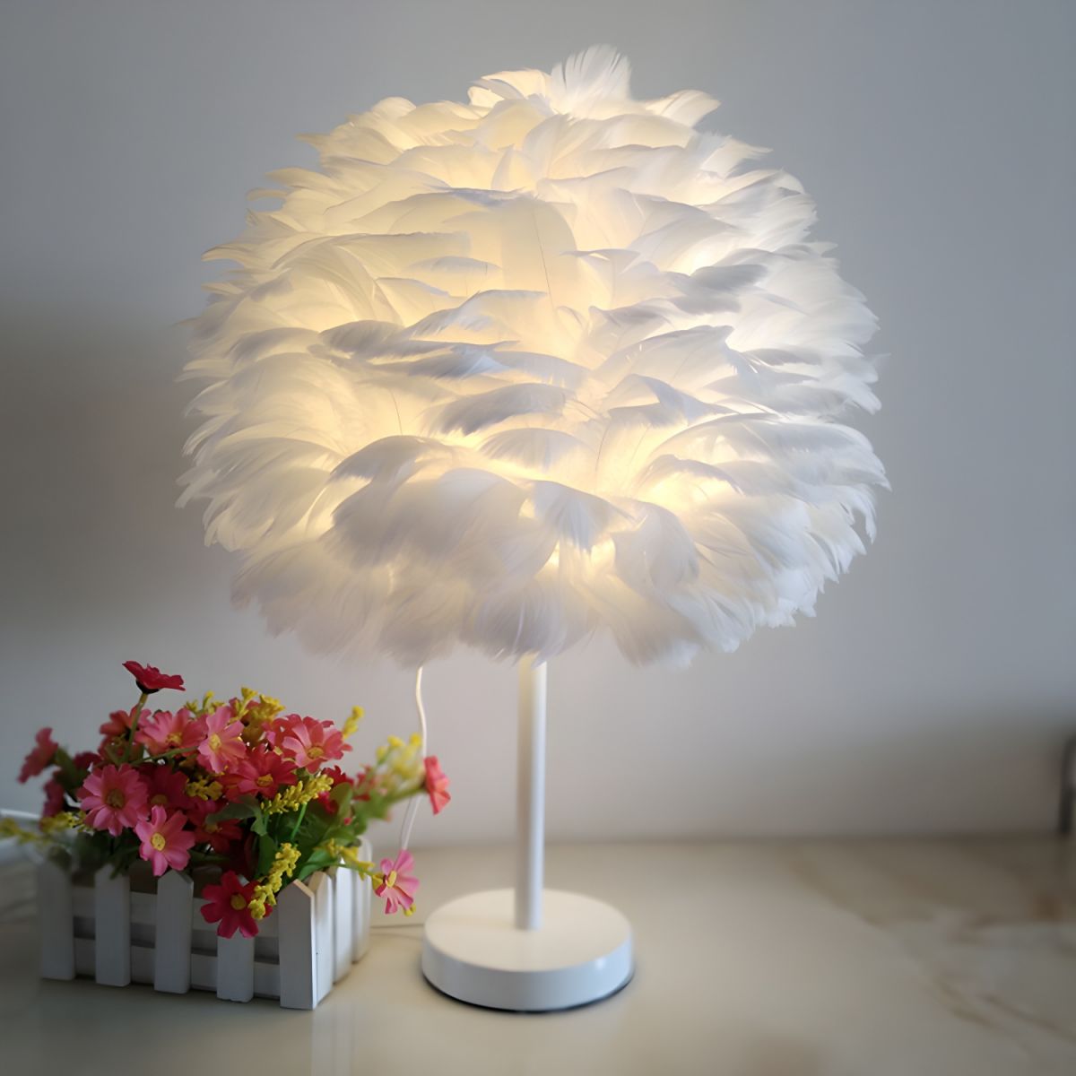 Lampa Do Sypialni Stołowa | Piórkowy Klosz