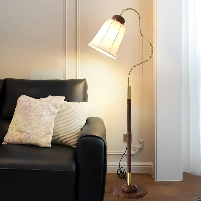 Lampa Stojąca Do Salonu | Zakrzywiona Forma Z Abażurem