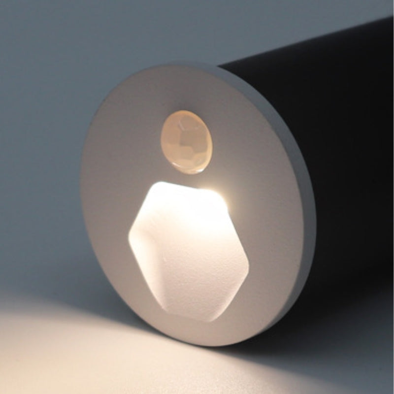 Oświetlenie Schodowe LED Z Czujnikiem Ruchu | Minimalistyczne