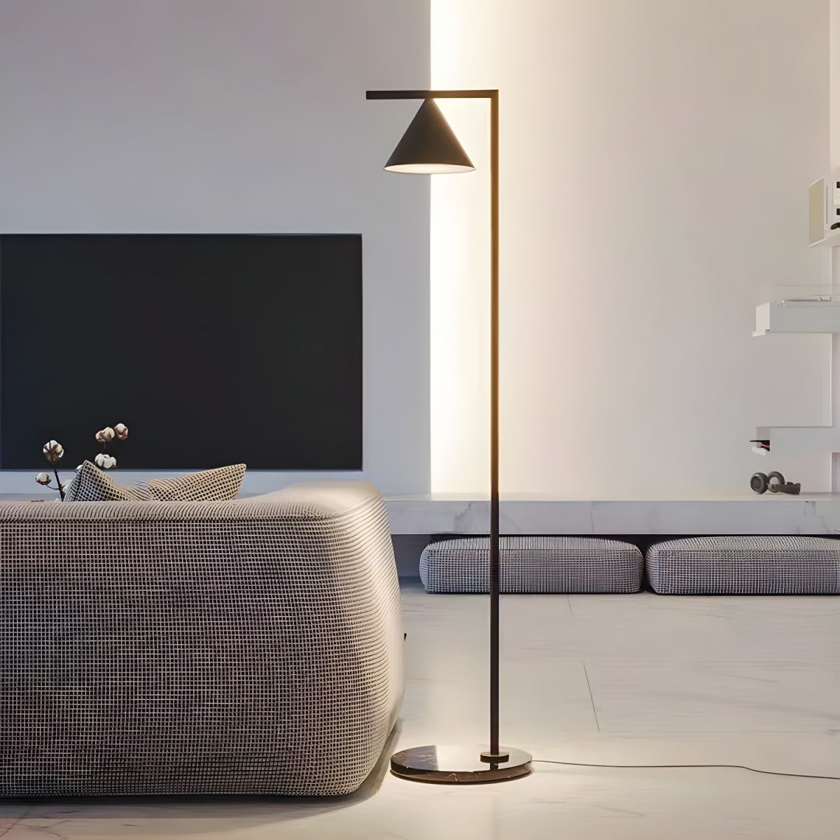 Lampa Stojąca Nowoczesna Do Salonu | Marmurowa Design Podstawa