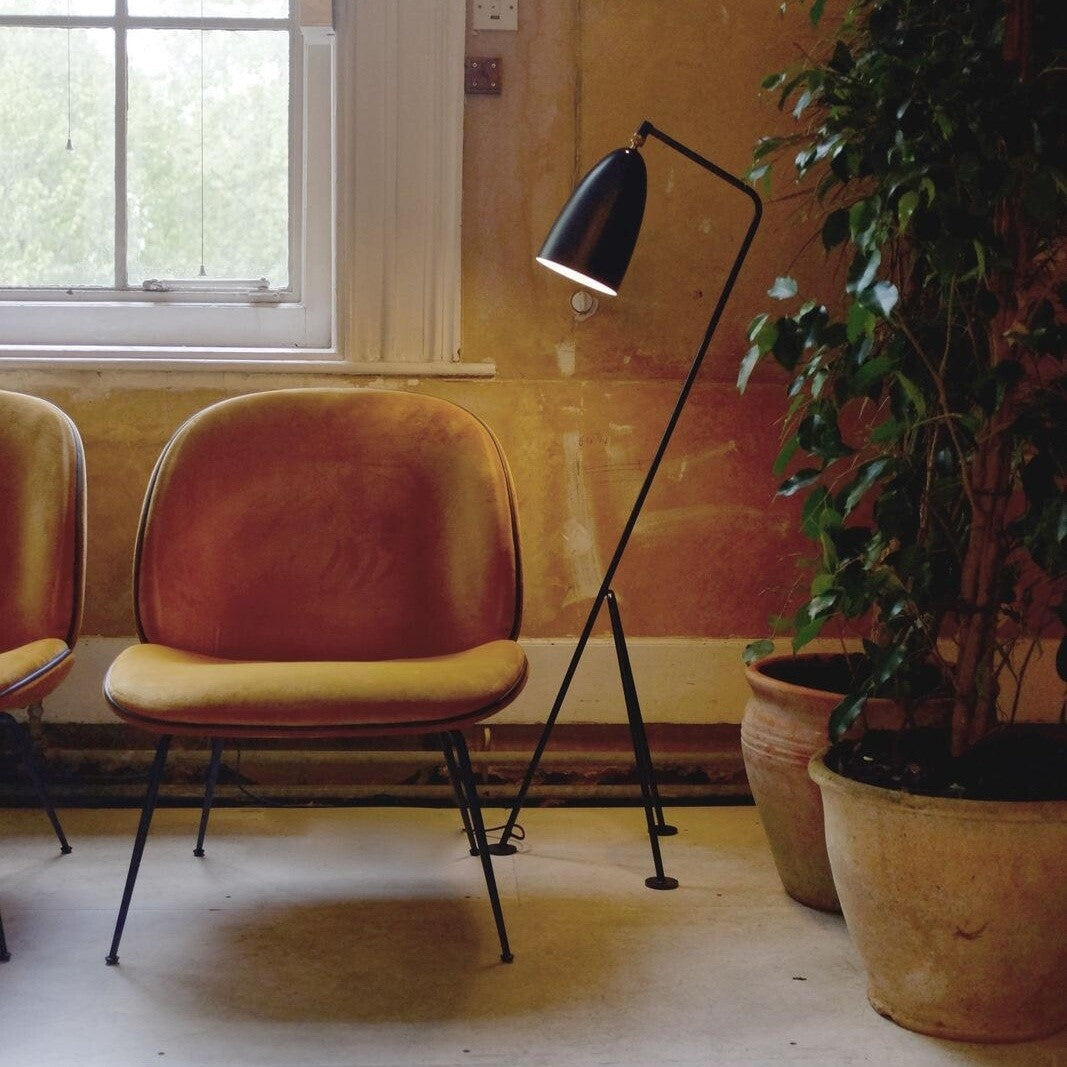 Lampa Stojąca Z Regulowanym Kloszem Do Salonu | Czytanie