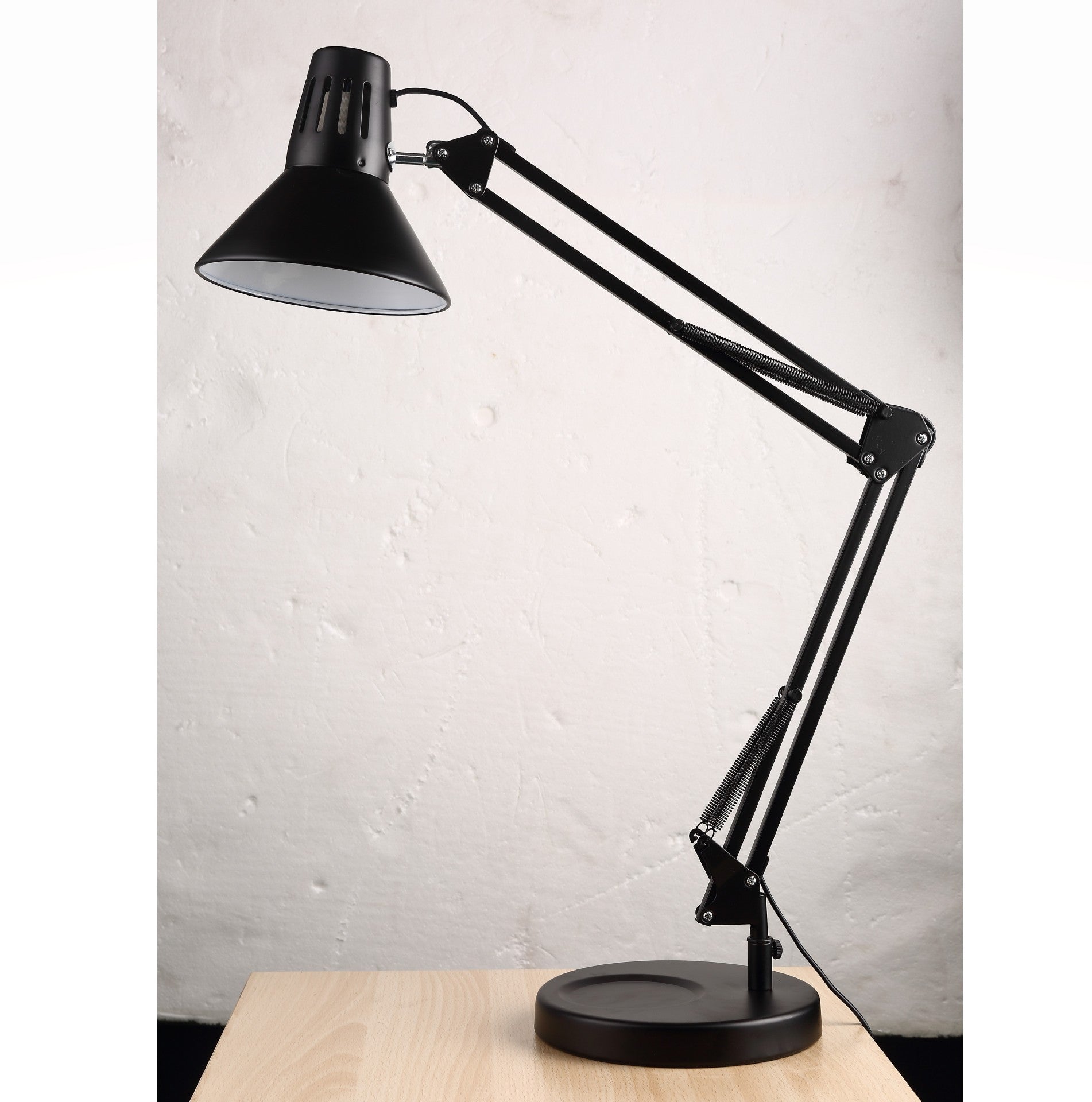 Lampka Na Biurko Z Ruchomym Ramieniem Do Pracy I Nauki | Czytanie