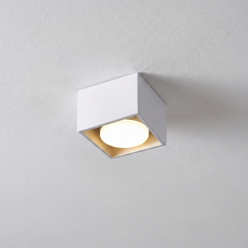 Lampki Na Balkon Do Tarasu I Przejścia Zewnętrzne | LED