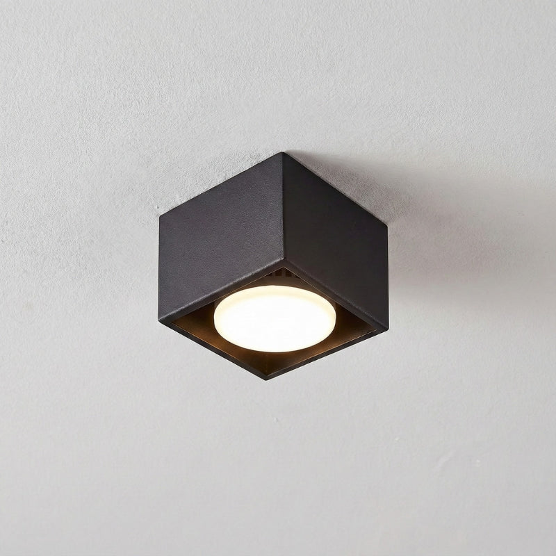 Lampki Na Balkon Do Tarasu I Przejścia Zewnętrzne | LED